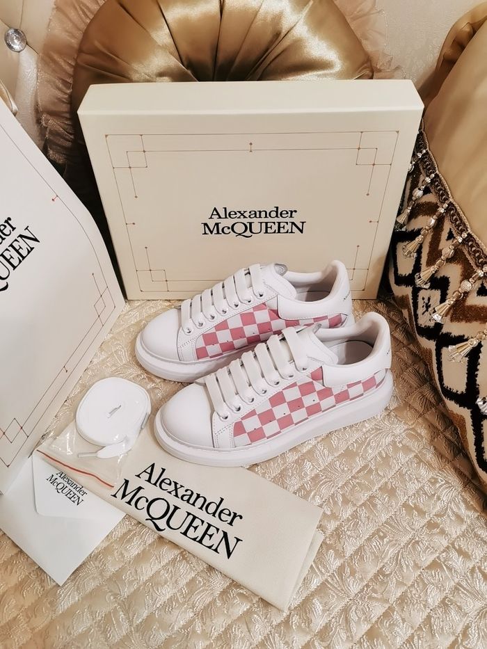 Alexander Mcqueen Couple Shoes AMS00010
